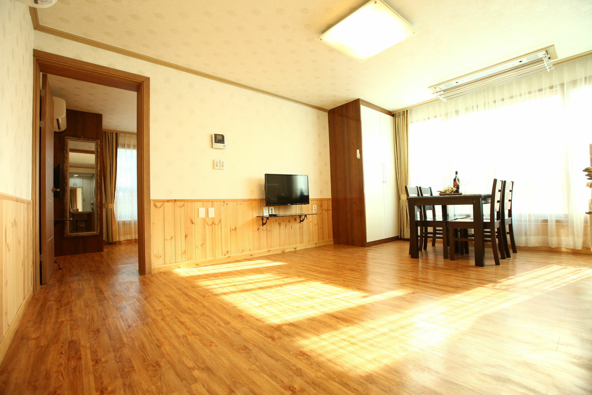 הוילה סאוגוויפו Jungmun Haesung Parktel מראה חיצוני תמונה